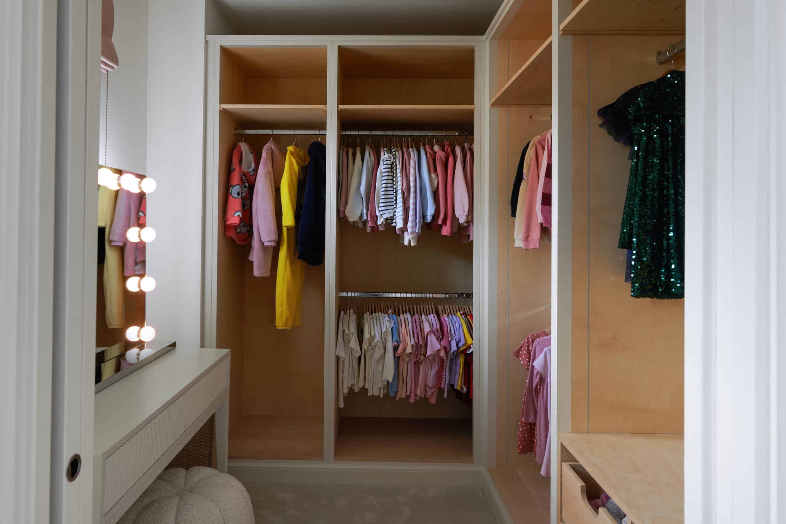 Bespoke dressing room bedroom furniture in Sevenoaks